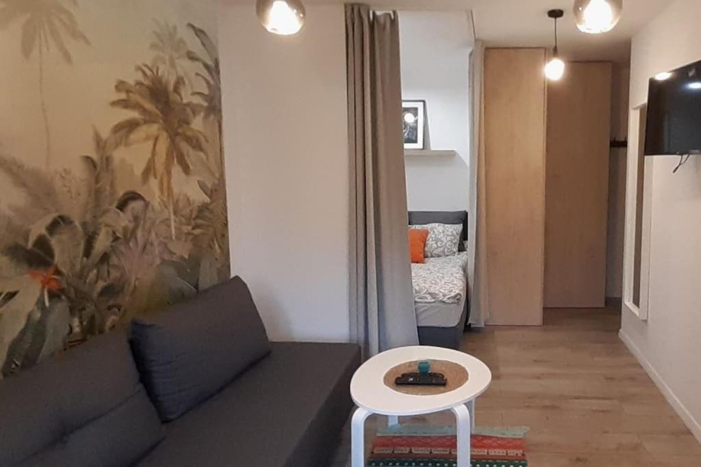 Lemuria Apartament Szkolna Centrum Legnica Exteriör bild